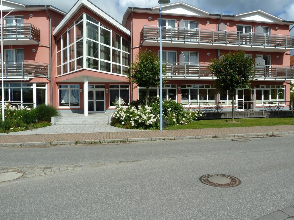 Hotel Goor Und Apartmenthaus Lauterbach  Exterior foto