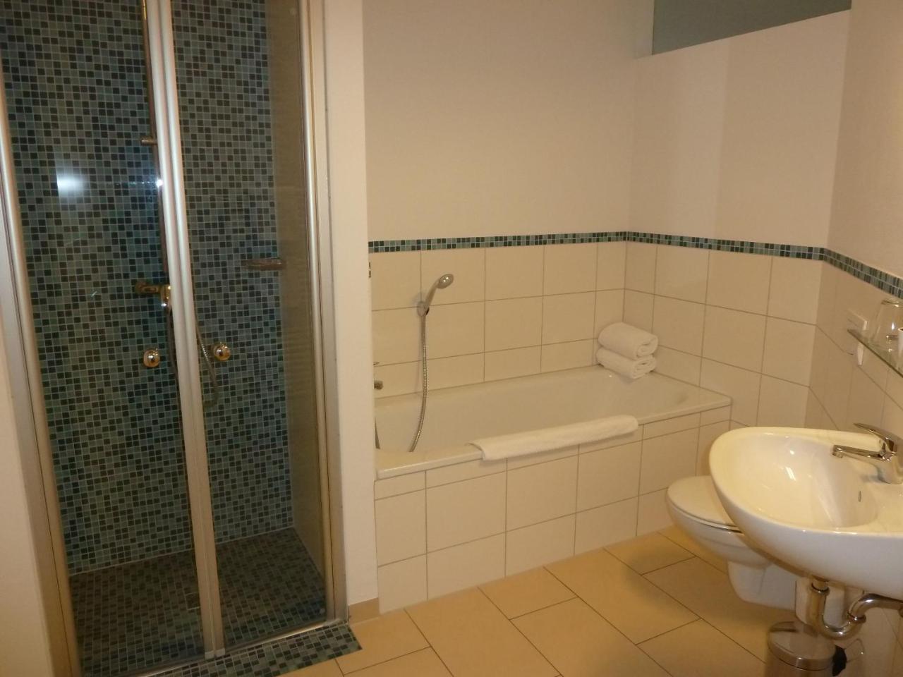 Hotel Goor Und Apartmenthaus Lauterbach  Exterior foto